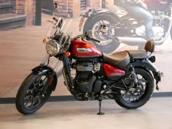 Royal Enfield Meteor 350. 350����. ��. ����