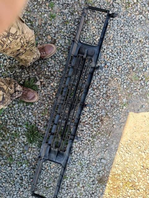 Решетка радиатора Ниссан Террано купить в Хабаровске по цене: 5 000 ...