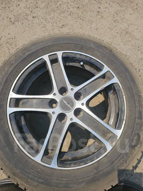 TGRACING. 6.0x15", 5x100 ����