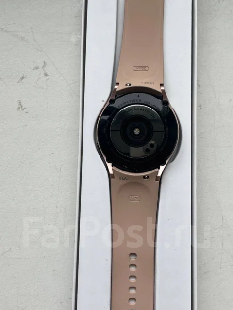 Samsung Galaxy Watch4. GPS, NFC, IP68 ����