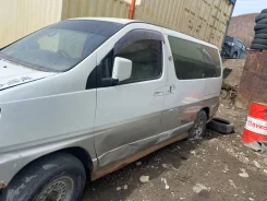 Nissan Elgrand. E50, QD32 ����
