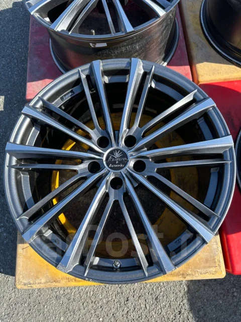 Weds Kranze Acuerdo. 9.0x19", 5x114.3, ET35, �� 72���. ����