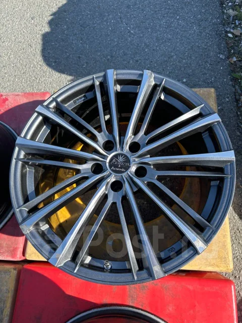 Weds Kranze Acuerdo. 9.0x19", 5x114.3, ET35, �� 72���. ����