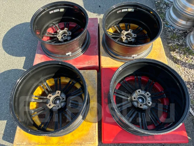 Weds Kranze Acuerdo. 9.0x19", 5x114.3, ET35, �� 72���. ����