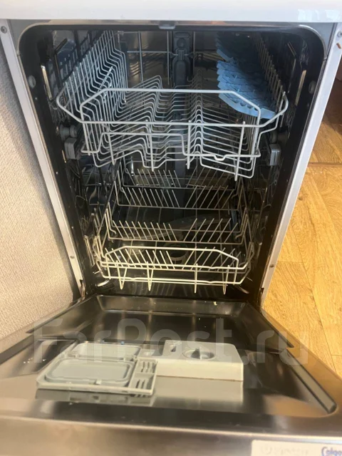 Indesit ����