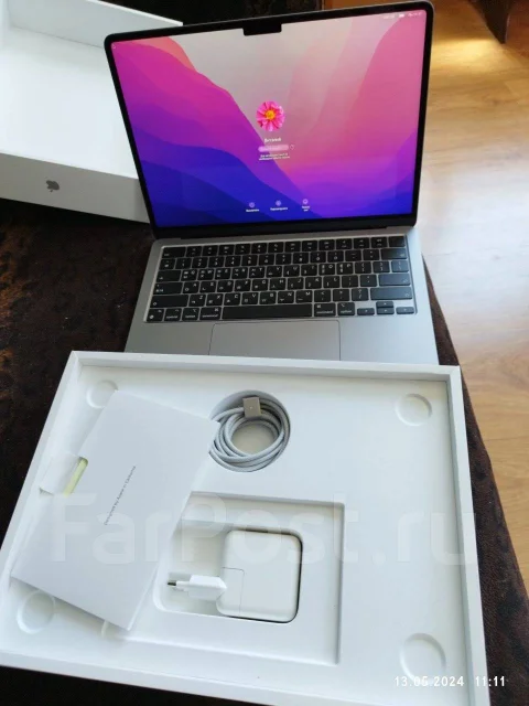 Apple MacBook Air 13 2022 MLXX3. 13", ��� 8 ��, ���� 512���, WiFi: 1, Bluetooth: 1 ����