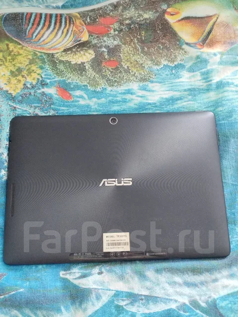 Asus Transformer Pad TF300TG. 10.1 ������, ������ 32 �� ����
