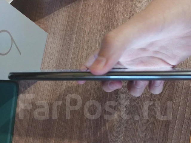 Xiaomi Mi9. �/�, 128 ��, ������, 4G LTE, Dual-SIM, NFC ����