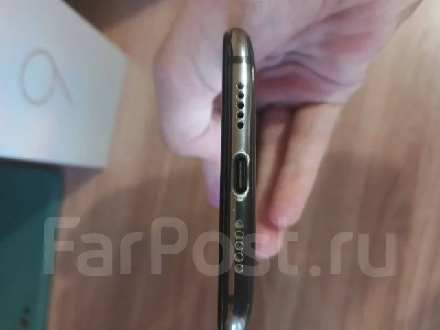 Xiaomi Mi9. �/�, 128 ��, ������, 4G LTE, Dual-SIM, NFC ����