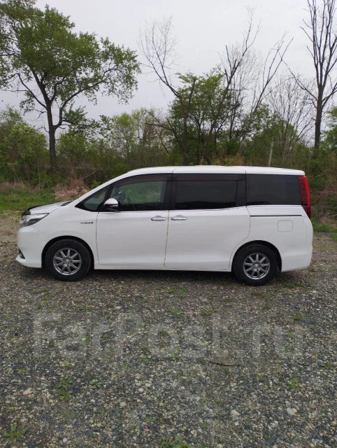 Toyota Esquire. �������, ��������, 1.8 (99��.�.), ������, 192 000����. �� ����