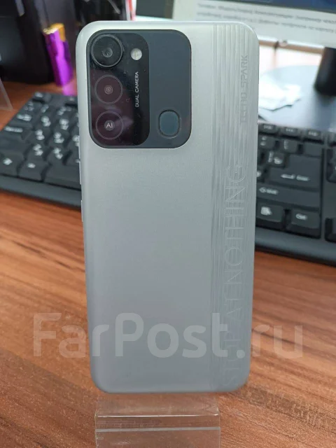 Tecno Spark 8C. �/�, 64 ��, ����������� ����
