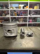 �������� ������� �� 4M40-T STD ME203223 ����