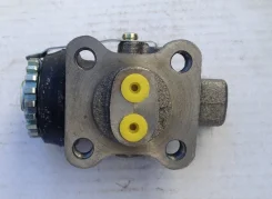 ������� ��������� ������� DYNA, Toyoace �������� L 4754036100 ����