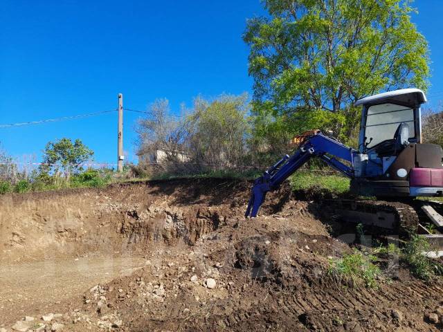 Услуги экскаватора и самосвала в Находке