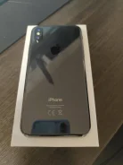Apple iPhone X. �/�, 64 ��, 4G LTE, NFC ����