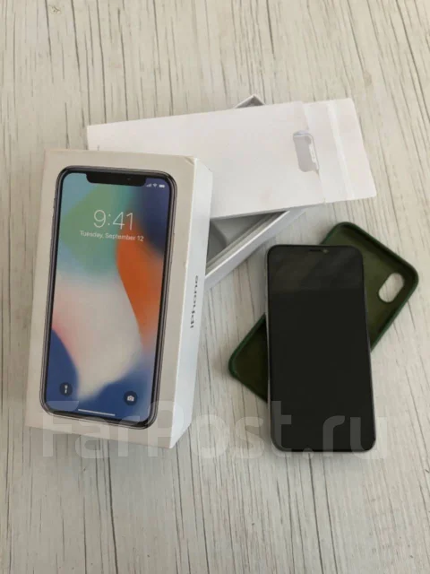 Apple iPhone X. �/�, 64 ��, �����, 3G, 4G LTE, ���������� ����