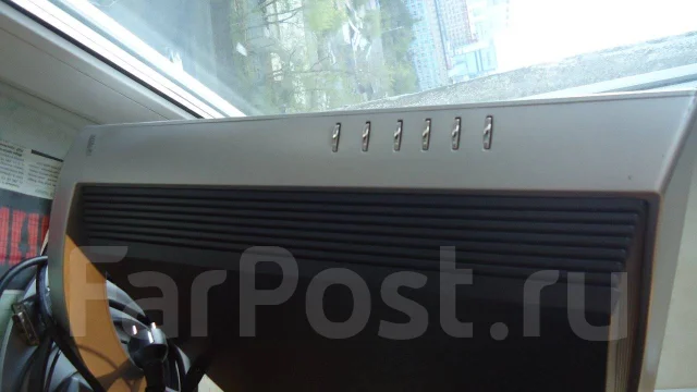 Sony. 21" ����