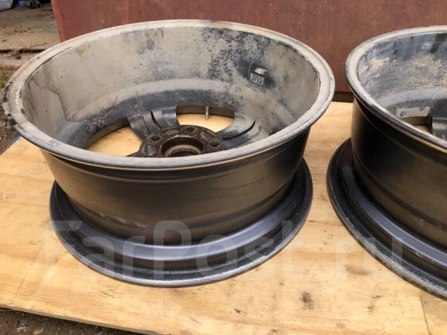 Sakura Wheels 578. 7.5x17", 5x114.3, ET40 ����