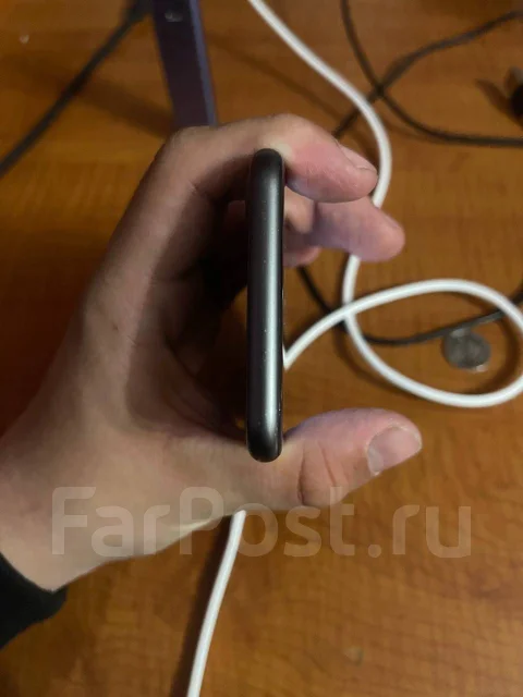Apple iPhone 8. �/�, 64 ��, �����, NFC ����