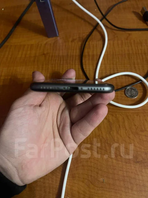 Apple iPhone 8. �/�, 64 ��, �����, NFC ����