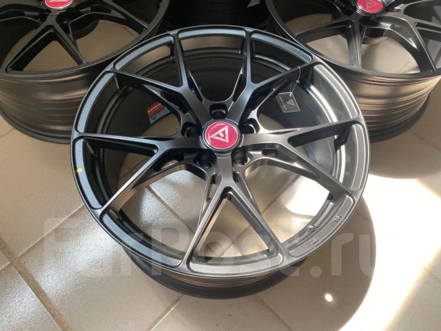 Wheelegend. 8.5x19", 5x108, ET38, �� 73,1���. ����