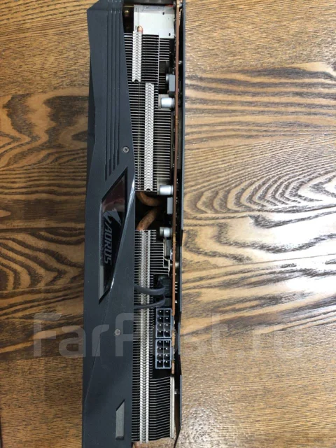 Radeon RX 5700 XT ����