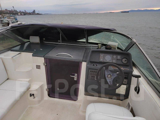 Yamaha CR-27. 2001 ���, ����� 9��., ��������� ������������, 300��.�., ������ ����