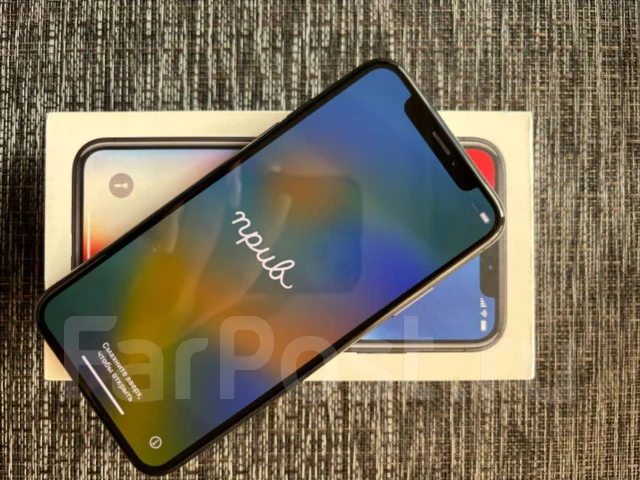 Apple iPhone X. �/�, 64 ��, ������, 4G LTE ����