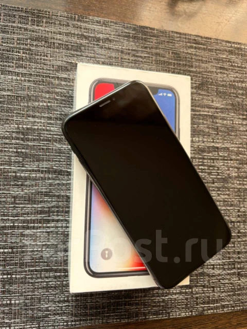 Apple iPhone X. �/�, 64 ��, ������, 4G LTE ����
