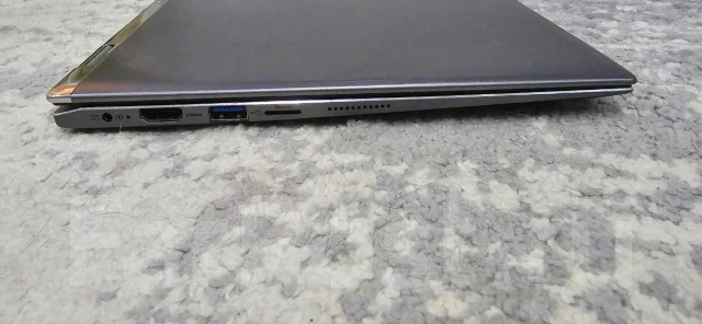 Acer Spin 1 SP111-32N. 11.6", ��� 4 ��, ���� 64���, WiFi: 1, Bluetooth: 1 ����