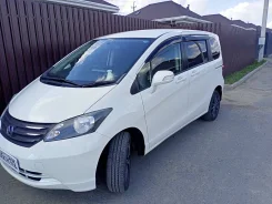 Honda Freed. �������, 4wd, 1.5 (118��.�.), ������, 107 000����. �� ����