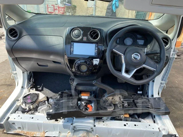 Nissan Note. HE12, HR12DE ����