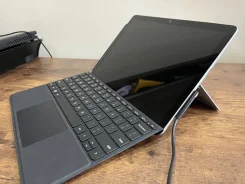Microsoft Surface Go 2. ������ 64 �� ����
