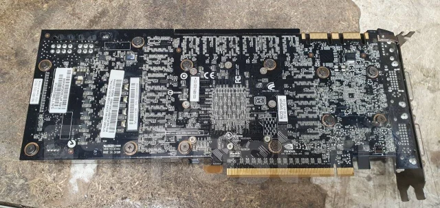 GeForce GTX 285 ����