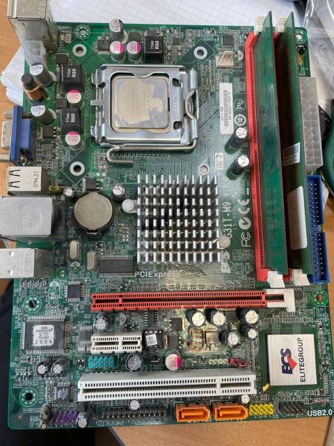 Материнская плата EliteGroup G31T-M9 +CPU Intel e3400, б/у, в наличии ...