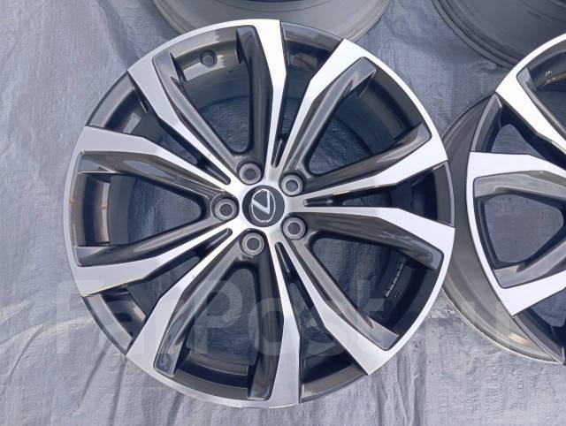 Lexus. 8.0x20", 5x114.3, ET30,  60,1. 
