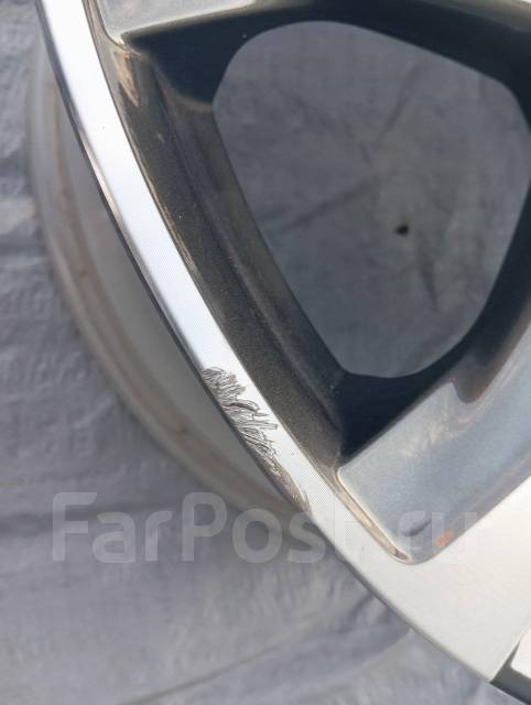 Lexus. 8.0x20", 5x114.3, ET30,  60,1. 