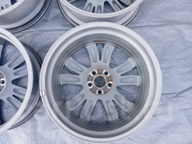 Lexus. 8.0x20", 5x114.3, ET30,  60,1. 
