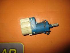    Ford Focus 2006 4832219 CB4 HWDA 4832219 