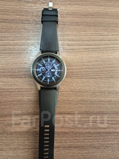 Samsung Galaxy Watch4. GPS, NFC ����