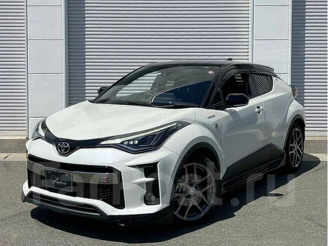 Toyota C-HR. ��������, 4wd, 1.2 (116��.�.), ������, 36 000����. ��, �/�. ��� ����� �� ������������ ����