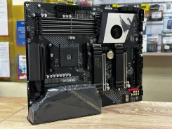 AMD X570 ����