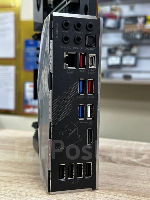 AMD X570 ����