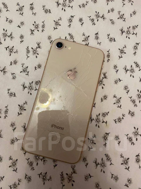 Apple iPhone 8. �/�, 64 ��, �������, 4G LTE, NFC ����
