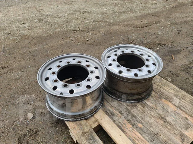 Alcoa. 11.75x22.5", ET120 ����