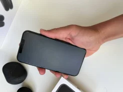 Apple iPhone 11. �/�, 64 ��, ������, 3G, 4G LTE, ����������, NFC ����