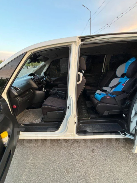 Nissan Serena. ��������, ��������, 2.0 (108��.�.), ������, 181 288����. �� ����