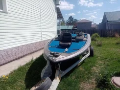 Skeeter. 2010 ���, ����� 6��., ��������� ��� ���������, 175��.�., ������ ����