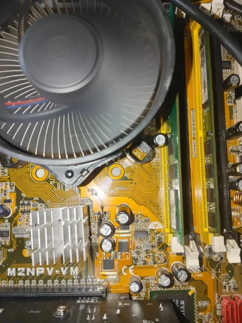 Socket AM2 ����