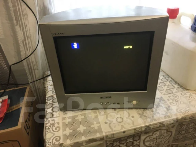 Samsung. CRT (���) ����